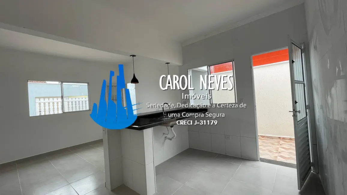 Foto 5 de Casa com 2 quartos à venda, 87m2 em Itanhaem - SP