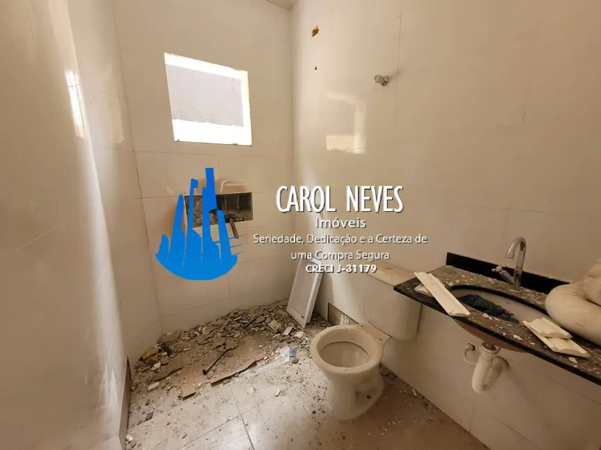 Foto 8 de Casa com 2 quartos à venda, 90m2 em Itanhaem - SP