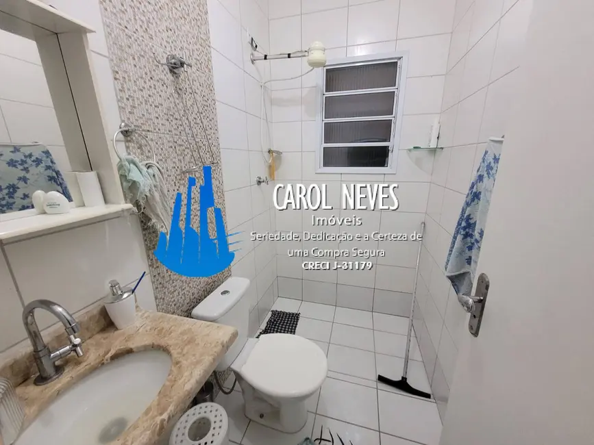 Foto 8 de Casa com 2 quartos à venda, 65m2 em Mongagua - SP