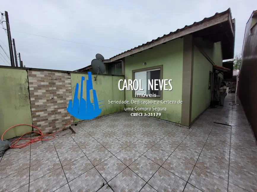 Foto 1 de Casa com 2 quartos à venda, 65m2 em Mongagua - SP