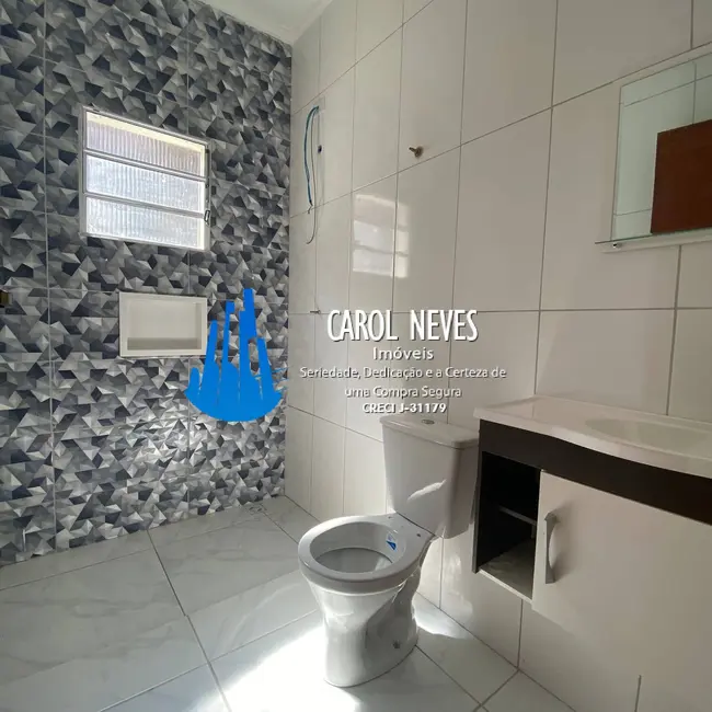 Foto 9 de Casa com 2 quartos à venda, 58m2 em Itanhaem - SP
