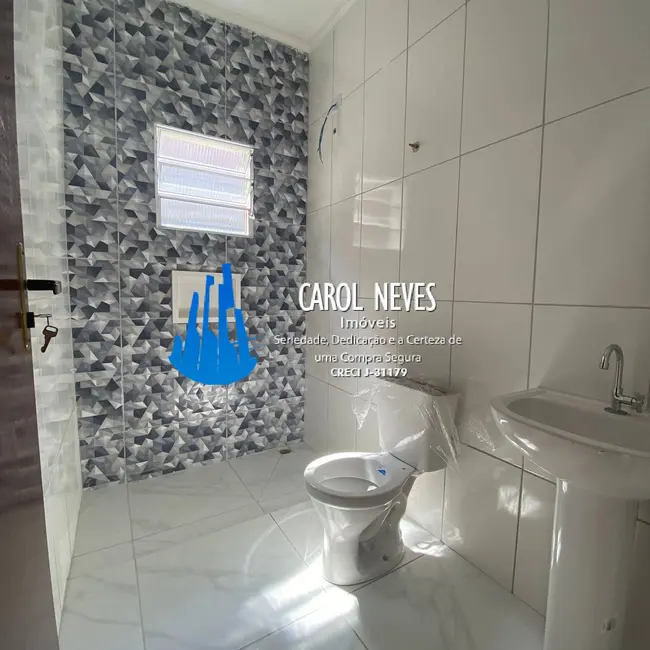 Foto 8 de Casa com 2 quartos à venda, 58m2 em Itanhaem - SP