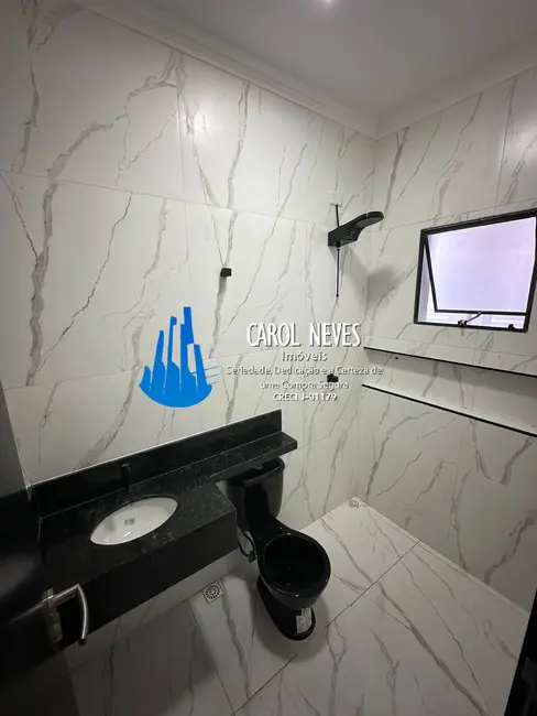 Foto 3 de Casa com 2 quartos à venda, 90m2 em Mongagua - SP