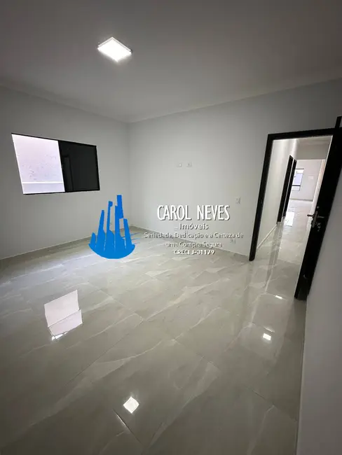 Foto 6 de Casa com 2 quartos à venda, 90m2 em Mongagua - SP
