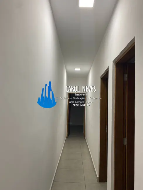 Foto 9 de Casa com 2 quartos à venda, 65m2 em Itanhaem - SP