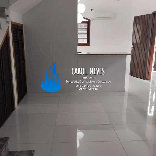 Foto 2 de Sobrado com 3 quartos à venda, 125m2 em Mongagua - SP