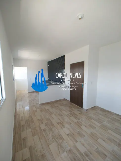 Foto 2 de Casa com 2 quartos à venda, 54m2 em Itanhaem - SP