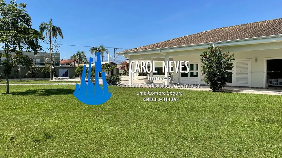 Foto 3 de Casa com 6 quartos à venda, 448m2 em Itanhaem - SP