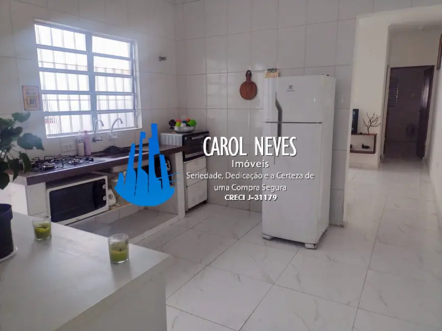 Foto 5 de Casa com 2 quartos à venda, 85m2 em Mongagua - SP