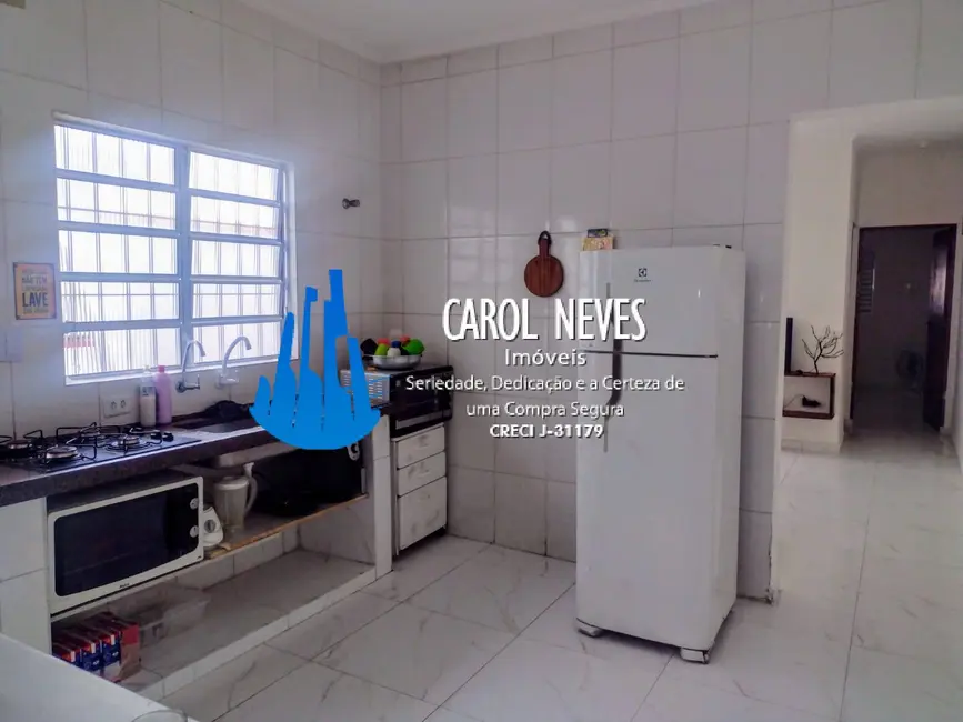 Foto 6 de Casa com 2 quartos à venda, 85m2 em Mongagua - SP