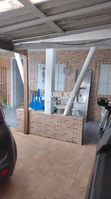 Foto 3 de Casa com 2 quartos à venda, 160m2 em Mongagua - SP