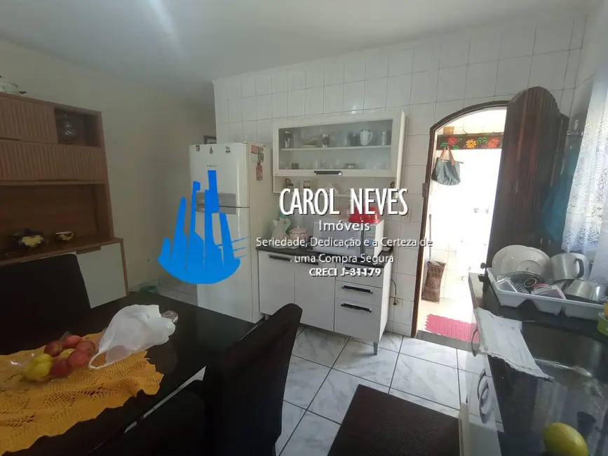 Foto 8 de Casa com 2 quartos à venda, 105m2 em Mongagua - SP