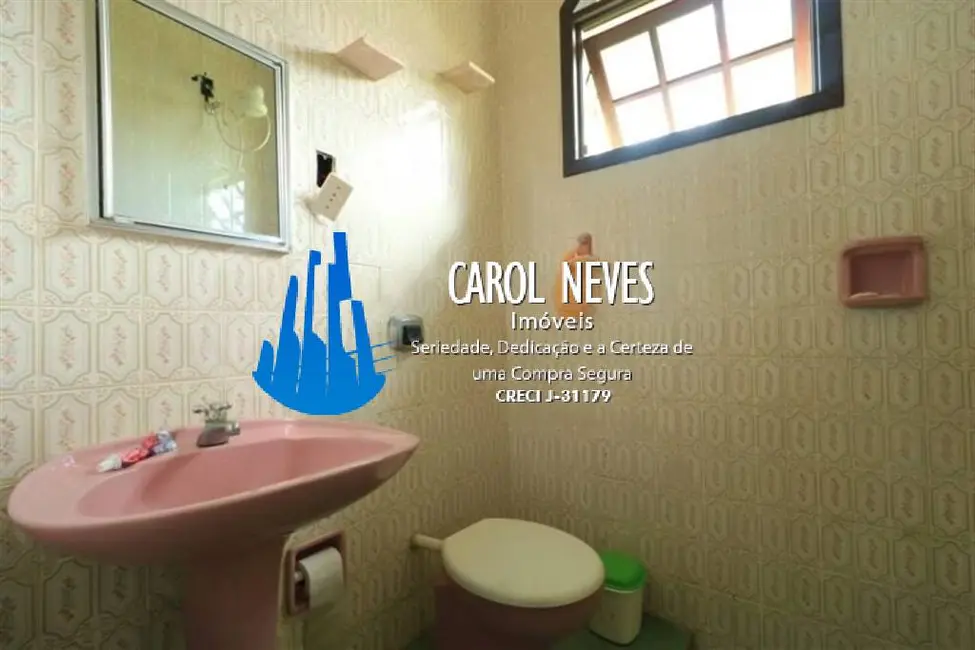 Casa com 5 quartos à venda, 220m2 em Peruibe - SP - imagem 8 Foto 8 de Casa com 5 quartos à venda, 220m2 em Peruibe - SP