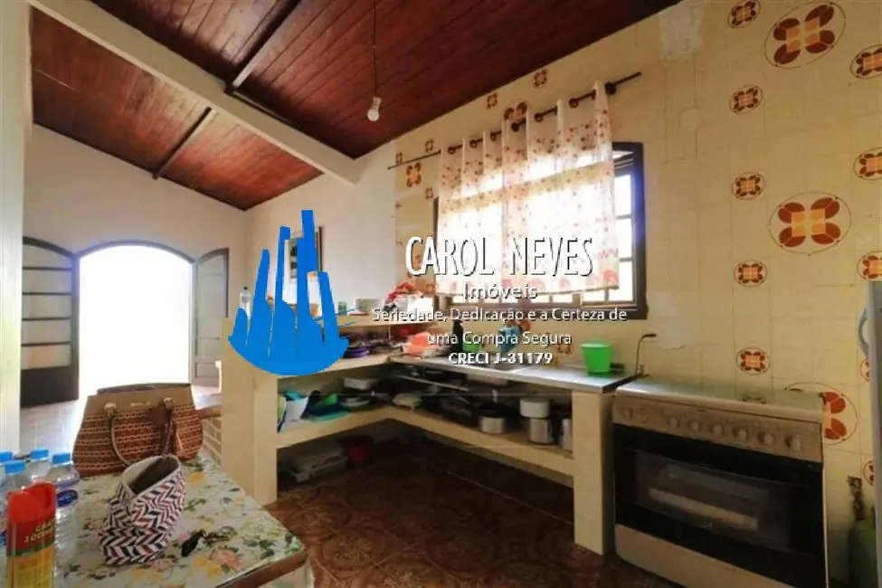 Casa com 5 quartos à venda, 220m2 em Peruibe - SP - imagem 4 Foto 4 de Casa com 5 quartos à venda, 220m2 em Peruibe - SP