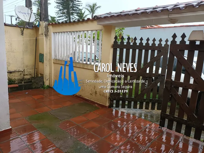 Casa com 2 quartos à venda, 74m2 em Itanhaem - SP - imagem 4 Foto 4 de Casa com 2 quartos à venda, 74m2 em Itanhaem - SP