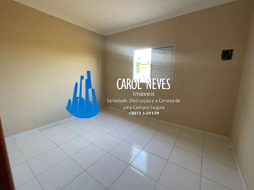 Foto 8 de Casa com 2 quartos à venda, 65m2 em Mongagua - SP