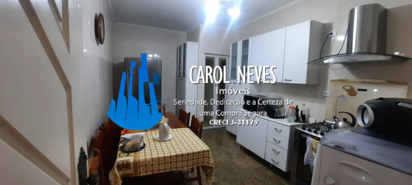 Foto 1 de Casa com 6 quartos à venda, 201m2 em Mongagua - SP