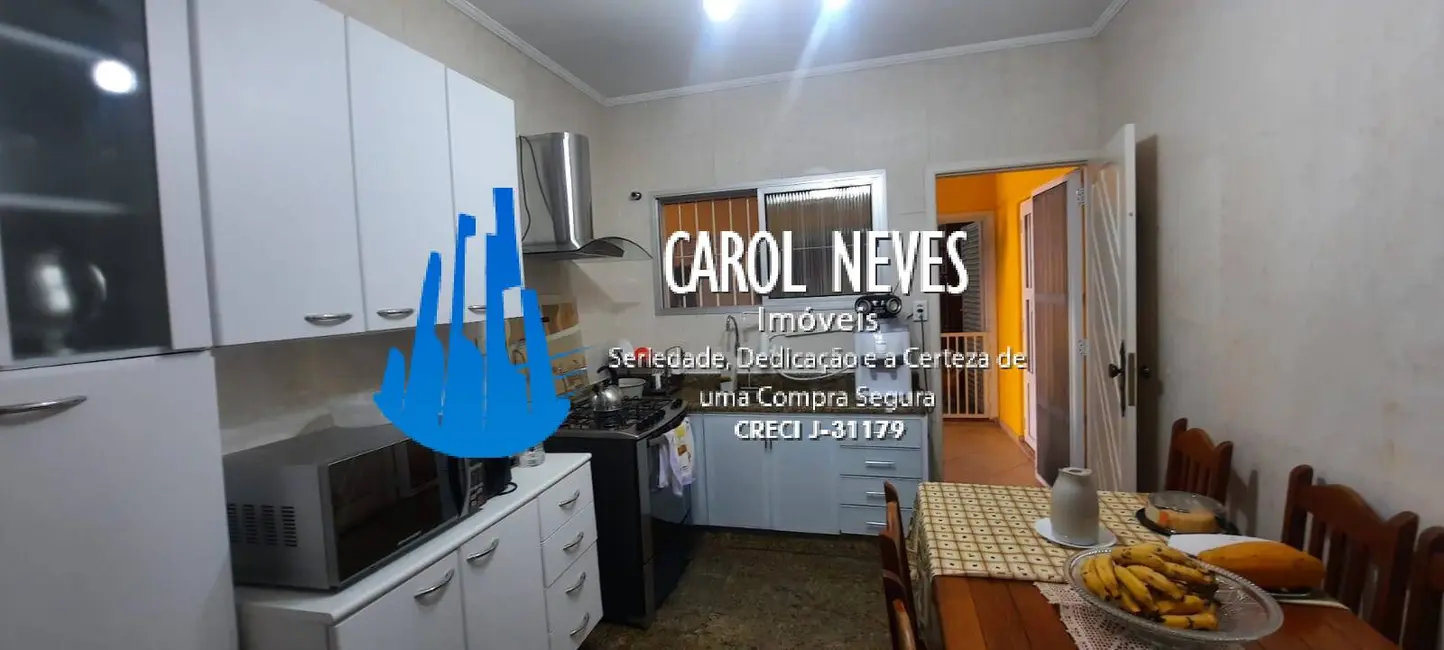 Foto 8 de Casa com 6 quartos à venda, 201m2 em Mongagua - SP