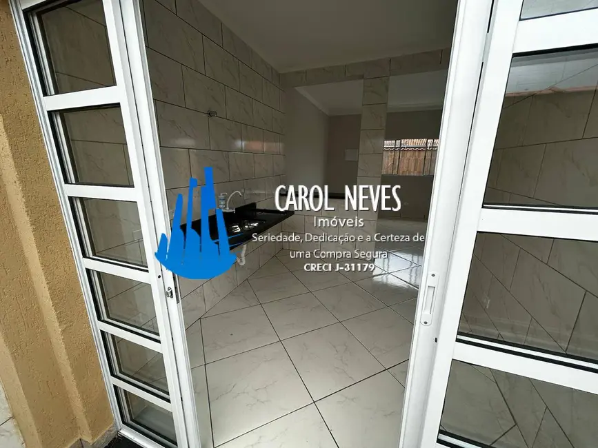 Foto 9 de Casa com 2 quartos à venda, 63m2 em Itanhaem - SP