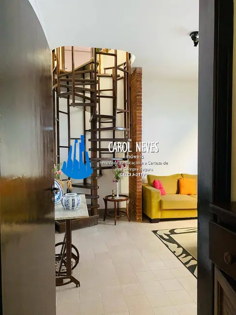 Foto 9 de Sobrado com 3 quartos à venda, 256m2 em Itanhaem - SP