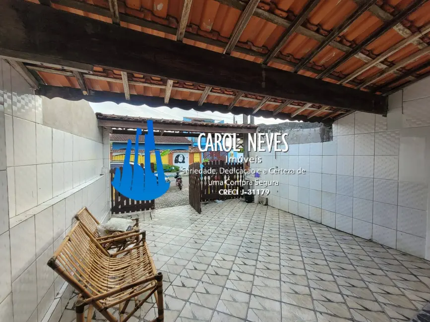 Foto 2 de Sobrado com 2 quartos à venda, 110m2 em Mongagua - SP