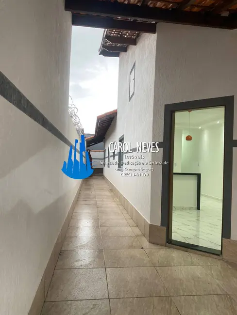 Foto 4 de Casa com 2 quartos à venda, 80m2 em Mongagua - SP