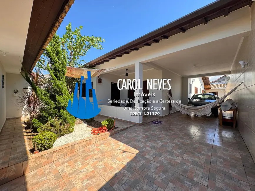Foto 1 de Casa com 4 quartos à venda, 170m2 em Itanhaem - SP