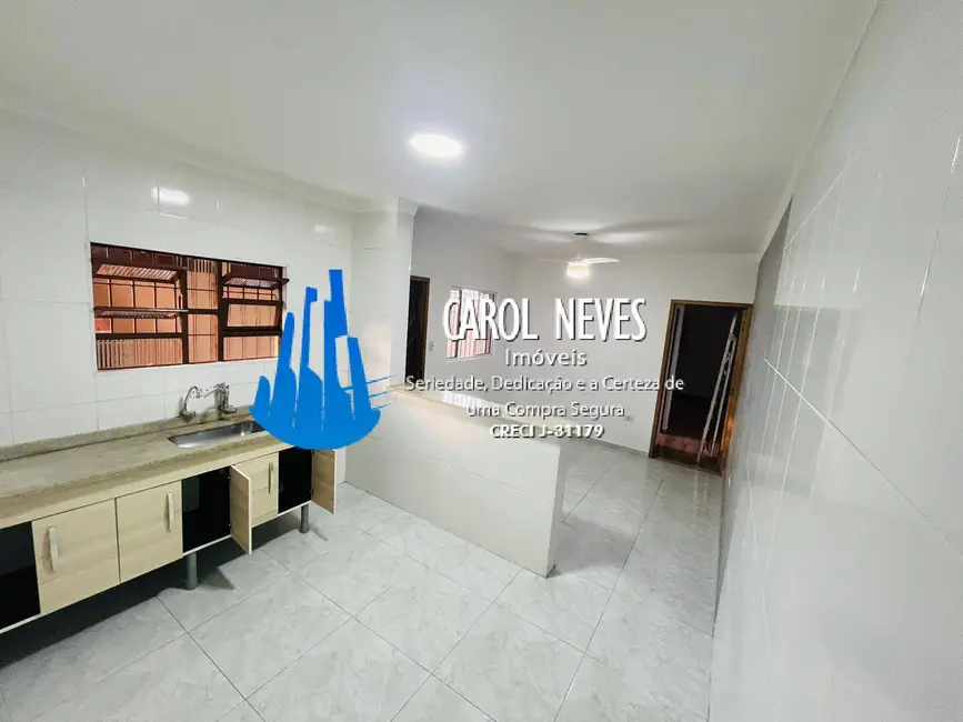 Foto 4 de Casa com 2 quartos à venda, 107m2 em Mongagua - SP