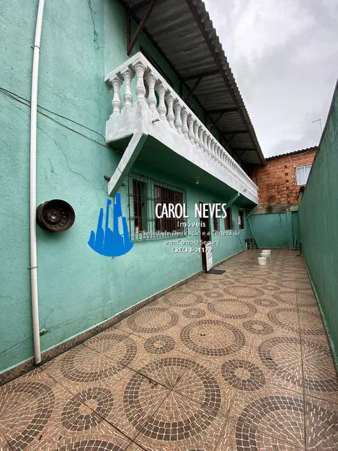 Foto 1 de Sobrado com 4 quartos à venda em Itanhaem - SP