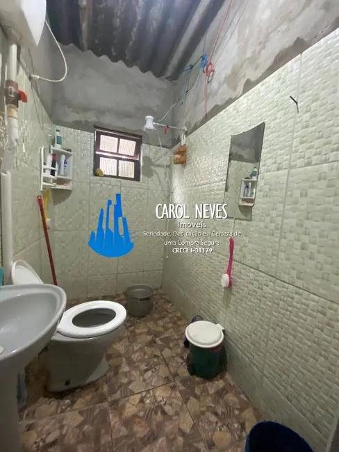 Foto 7 de Casa com 2 quartos à venda, 75m2 em Itanhaem - SP