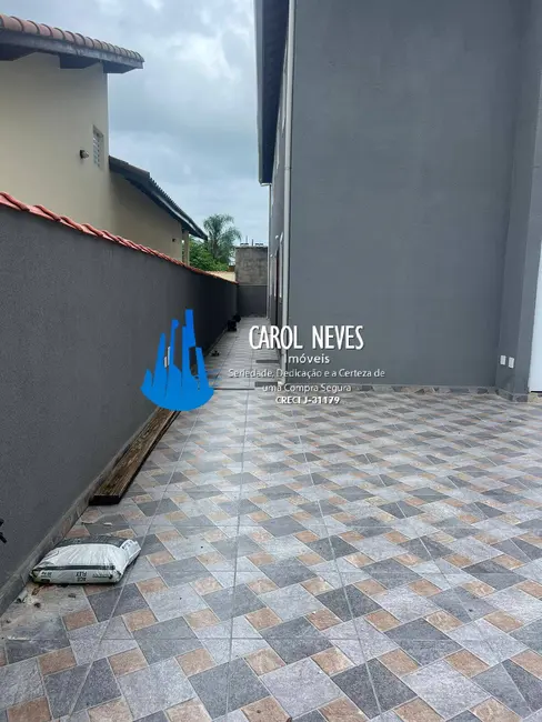 Foto 2 de Casa com 2 quartos à venda, 77m2 em Itanhaem - SP