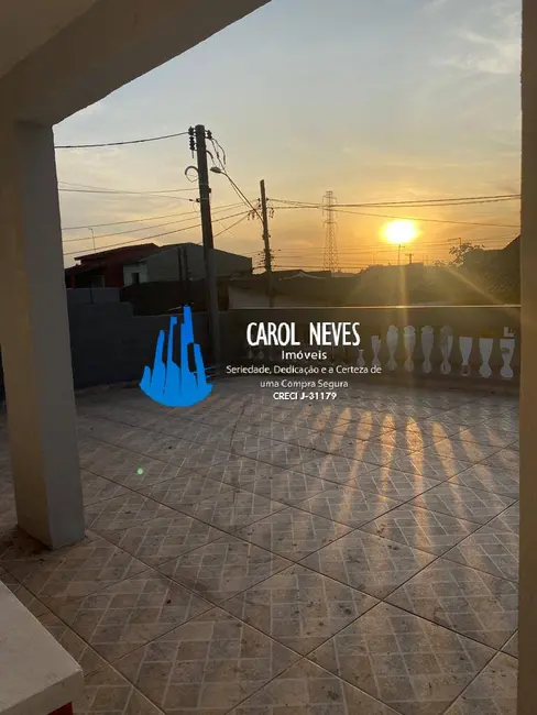 Foto 2 de Casa com 3 quartos à venda, 132m2 em Itanhaem - SP