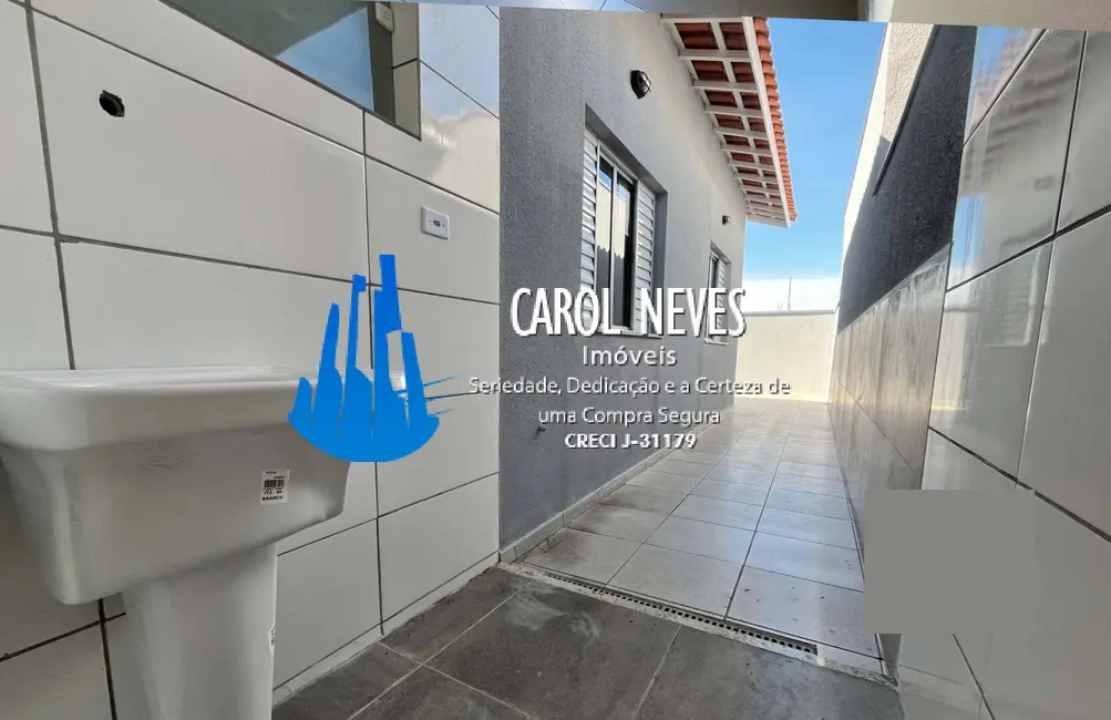 Foto 9 de Casa com 2 quartos à venda, 53m2 em Itanhaem - SP