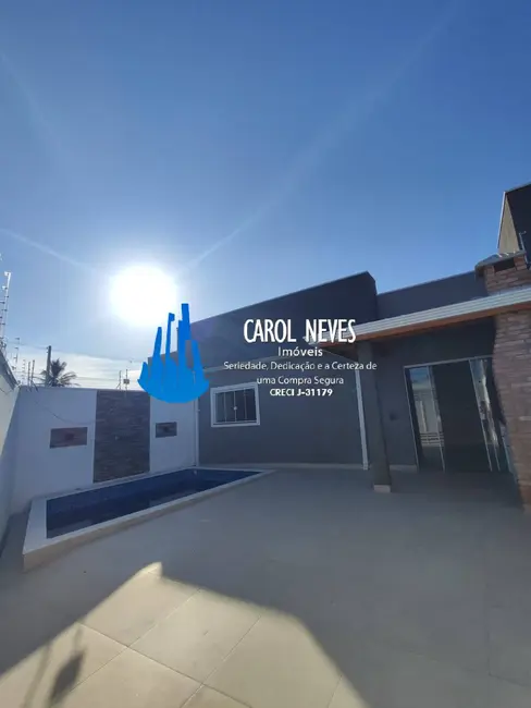 Foto 2 de Casa com 2 quartos à venda, 80m2 em Itanhaem - SP