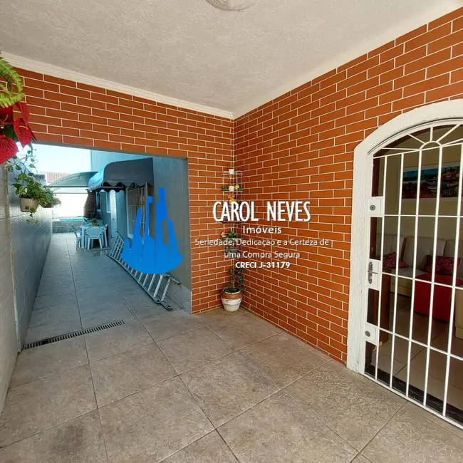 Foto 3 de Sobrado com 3 quartos à venda, 146m2 em Mongagua - SP