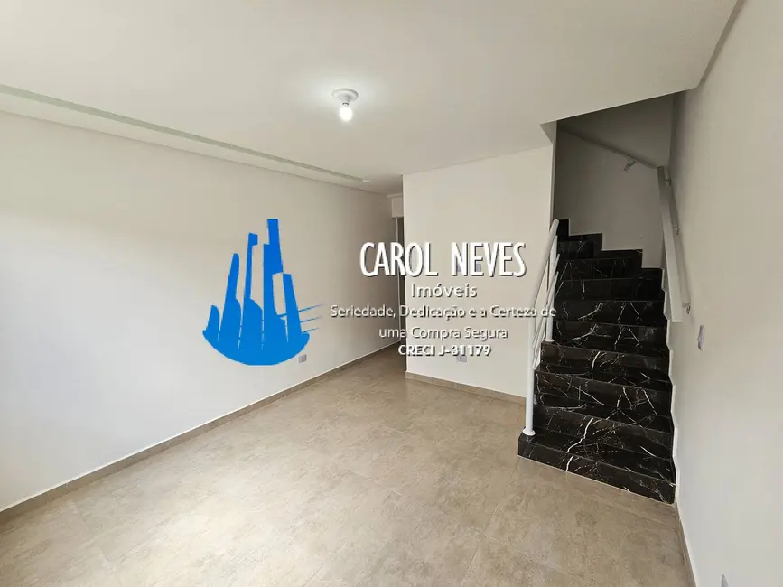 Foto 4 de Casa de Condomínio com 2 quartos à venda, 80m2 em Maracanã, Praia Grande - SP