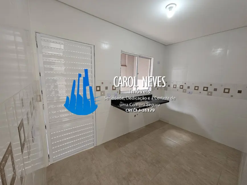 Foto 3 de Casa de Condomínio com 2 quartos à venda, 80m2 em Maracanã, Praia Grande - SP