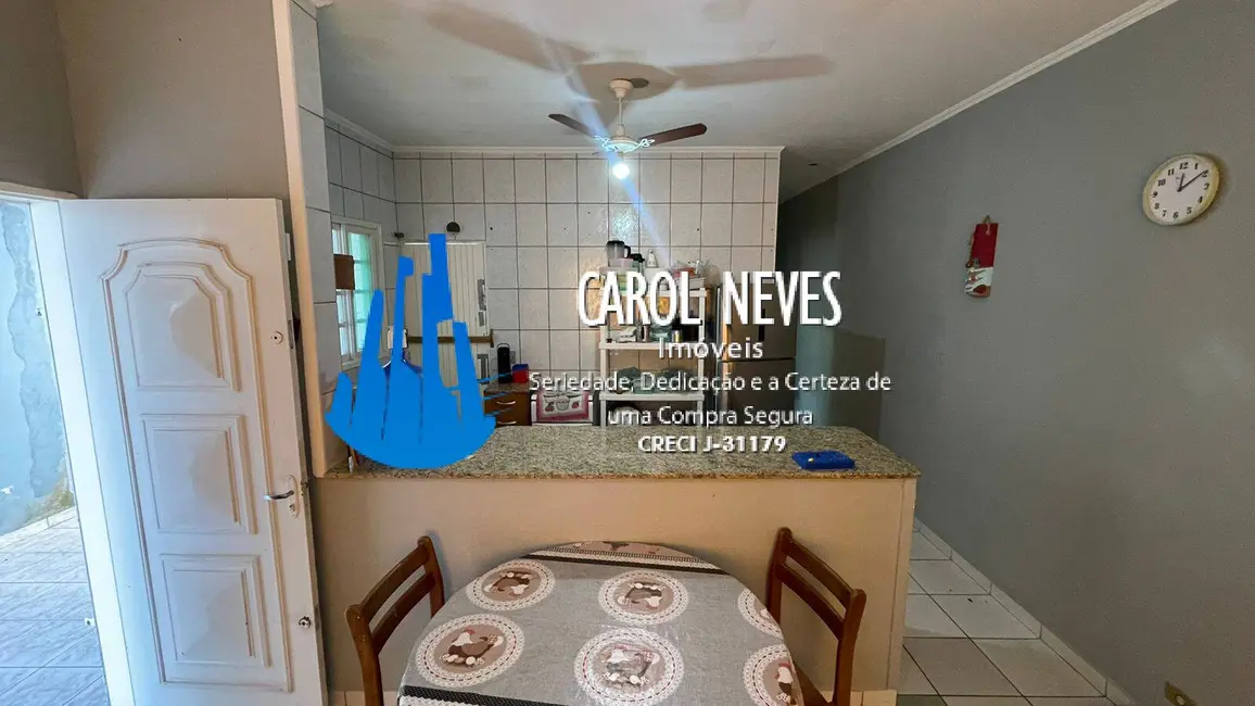 Foto 3 de Casa com 2 quartos à venda, 80m2 em Mongagua - SP