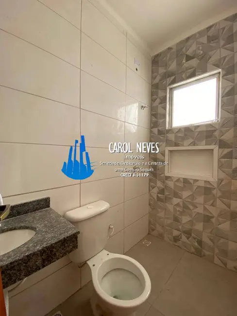 Foto 8 de Casa com 2 quartos à venda, 85m2 em Itanhaem - SP