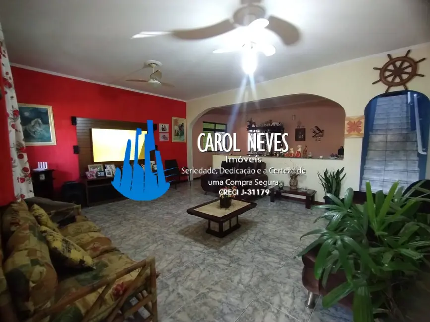 Sobrado com 4 quartos à venda, 300m2 em Itanhaem - SP - imagem 6 Foto 6 de Sobrado com 4 quartos à venda, 300m2 em Itanhaem - SP