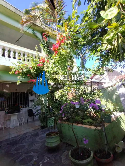 Sobrado com 4 quartos à venda, 300m2 em Itanhaem - SP - imagem 3 Foto 3 de Sobrado com 4 quartos à venda, 300m2 em Itanhaem - SP