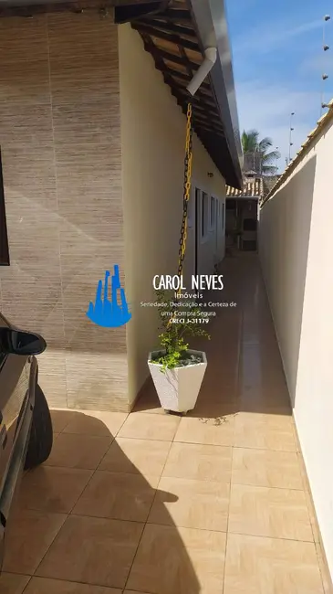 Foto 2 de Casa com 2 quartos à venda, 63m2 em Itanhaem - SP