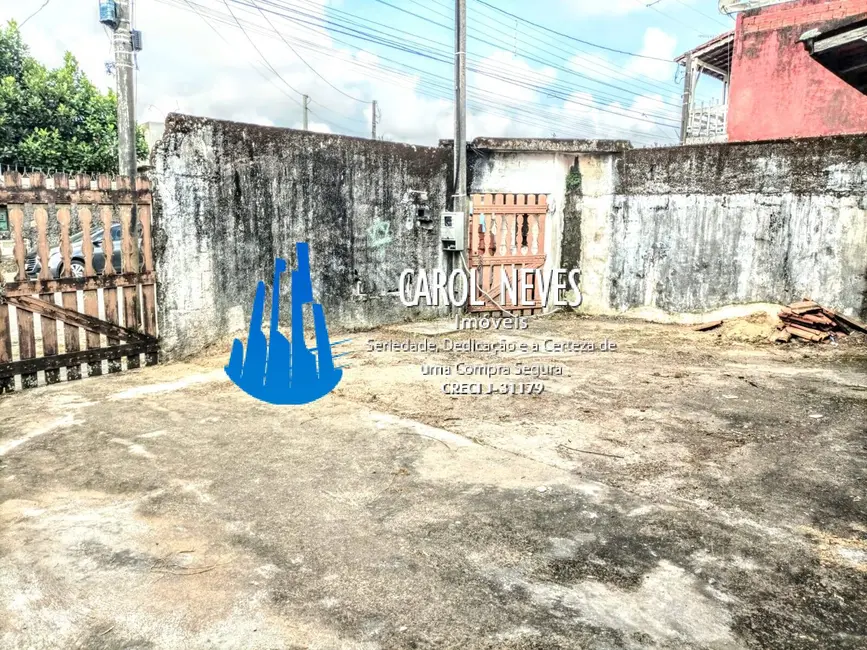 Foto 2 de Casa com 2 quartos à venda, 120m2 em Mongagua - SP