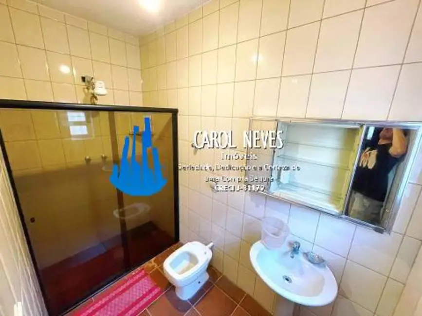 Casa com 3 quartos à venda, 170m2 em Guilhermina, Praia Grande - SP - imagem 6 Foto 6 de Casa com 3 quartos à venda, 170m2 em Guilhermina, Praia Grande - SP