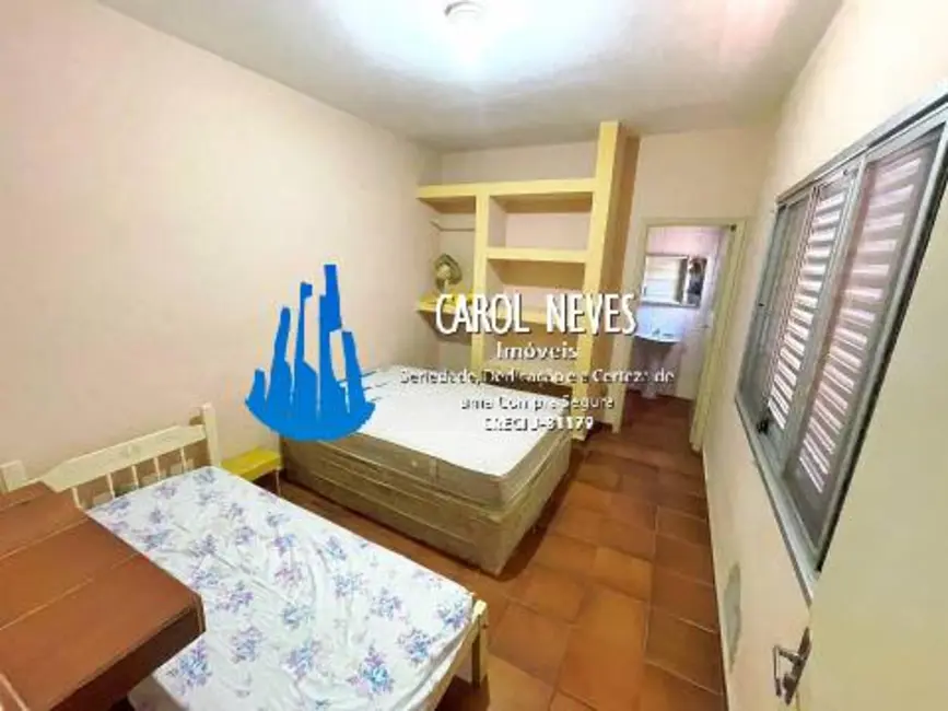 Casa com 3 quartos à venda, 170m2 em Guilhermina, Praia Grande - SP - imagem 8 Foto 8 de Casa com 3 quartos à venda, 170m2 em Guilhermina, Praia Grande - SP