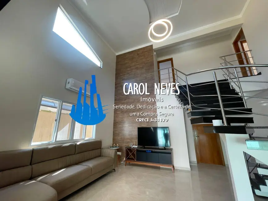 Casa com 5 quartos à venda, 262m2 em Flórida, Praia Grande - SP - imagem 3 Foto 3 de Casa com 5 quartos à venda, 262m2 em Flórida, Praia Grande - SP