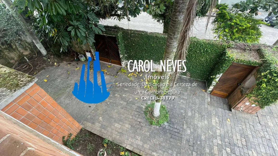 Foto 5 de Casa com 5 quartos à venda, 384m2 em Itanhaem - SP