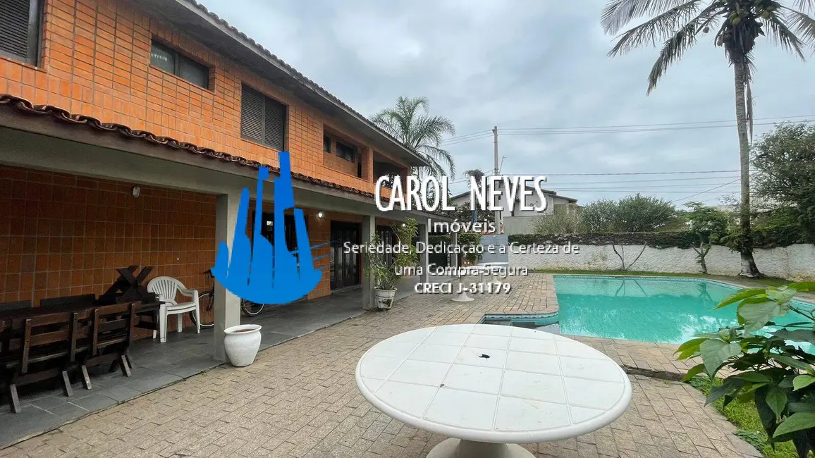 Foto 2 de Casa com 5 quartos à venda, 384m2 em Itanhaem - SP