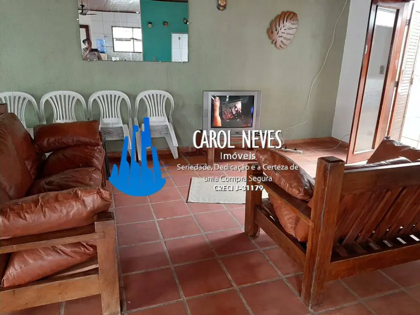 Foto 2 de Casa com 3 quartos à venda, 200m2 em Mongagua - SP