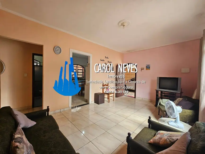 Foto 3 de Casa com 2 quartos à venda, 75m2 em Maracanã, Praia Grande - SP